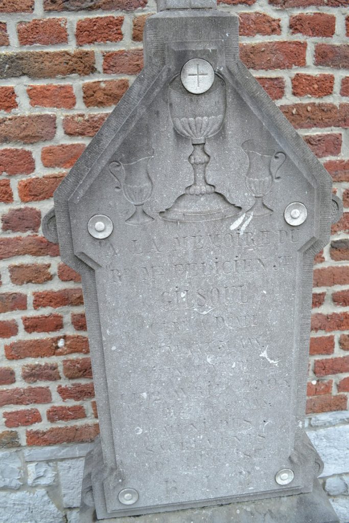 de 049 (3)