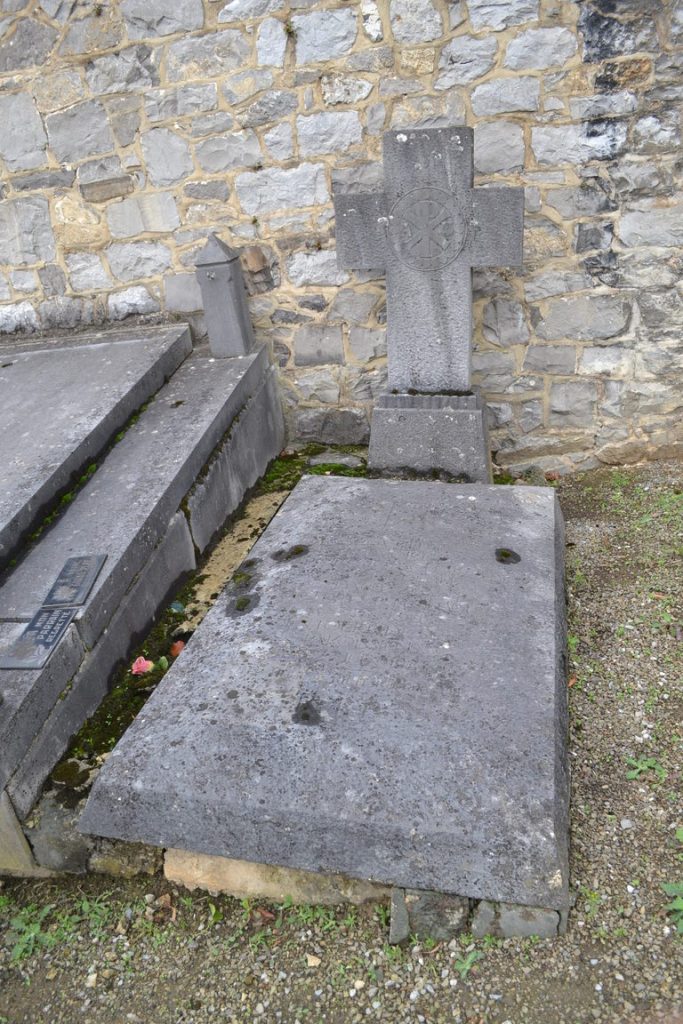 de 143 (1)